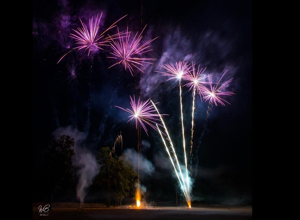 photo feu artifice arti-show artificier mariage franche-comte