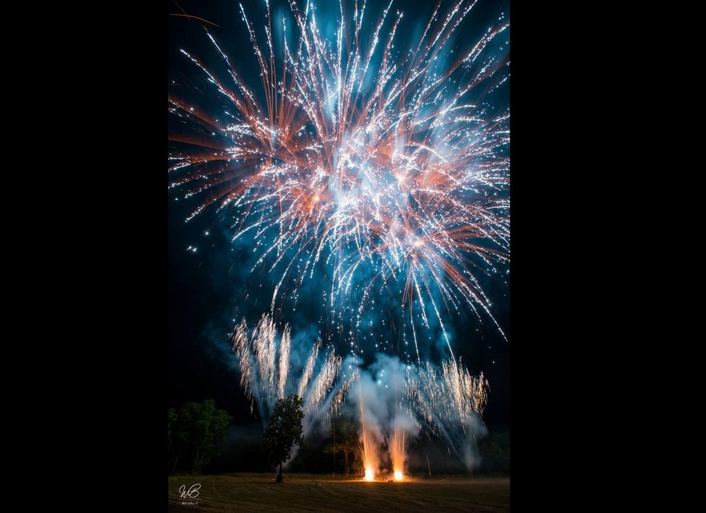 photo feu artifice arti-show artificier mariage franche-comte