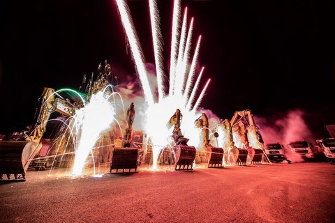 arti-show-artifice-societe-mise-en-valeur